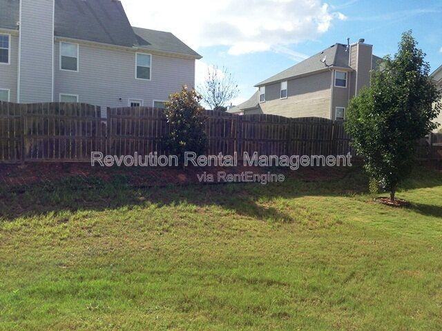 380 Othello Dr - Photo 3 of 20