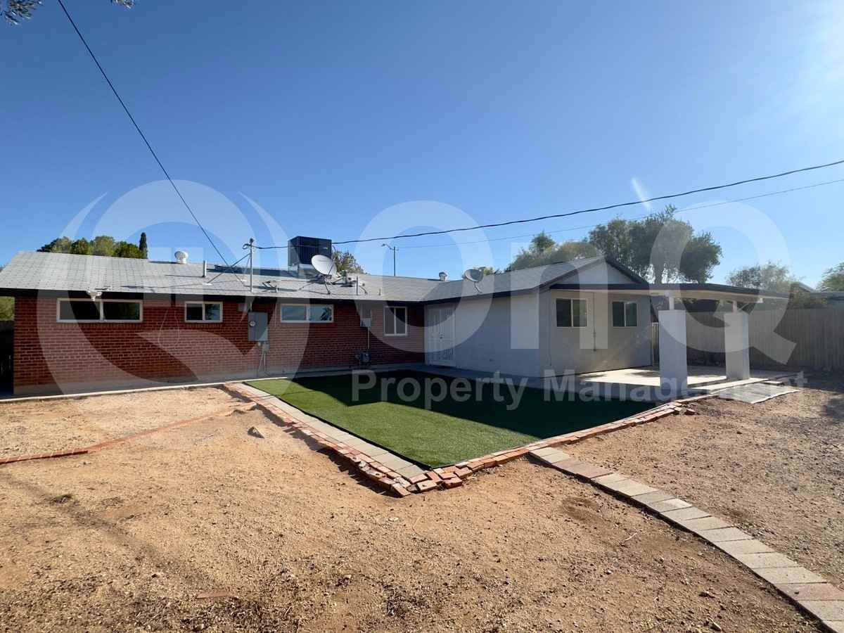 7312 E 20th St - Photo 7 of 11