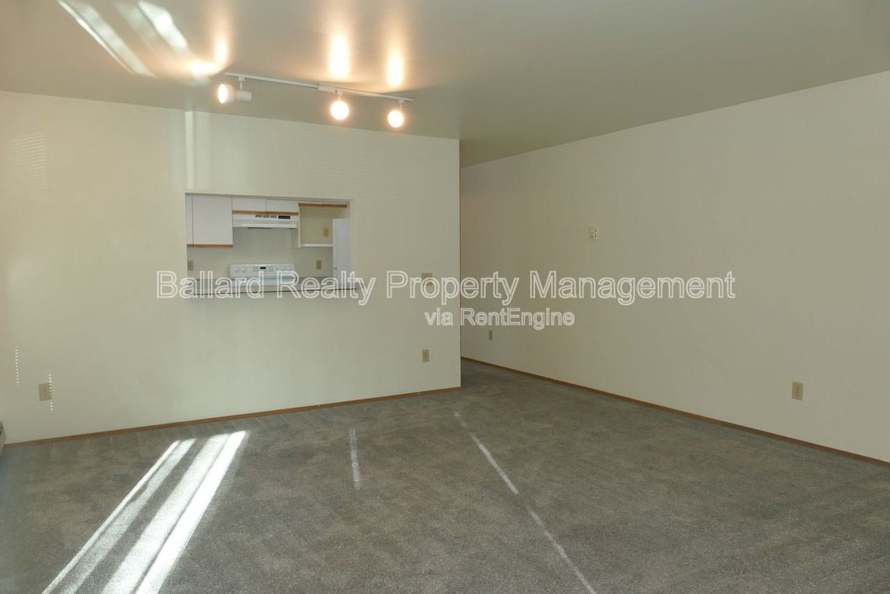 5501 32nd Ave Nw #101 - Photo 5 of 14