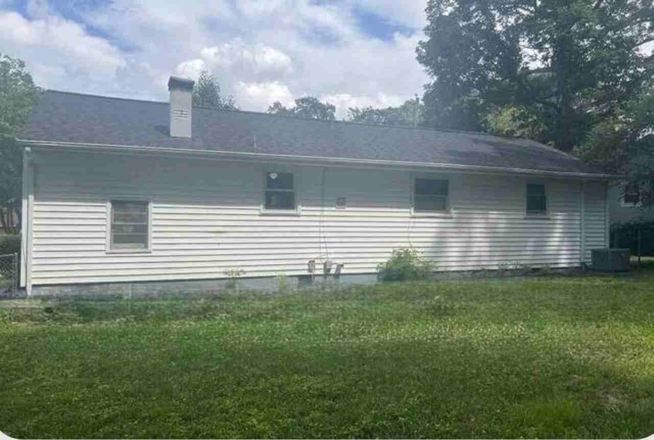 1000 Kingsport Ln - Photo 2 of 4