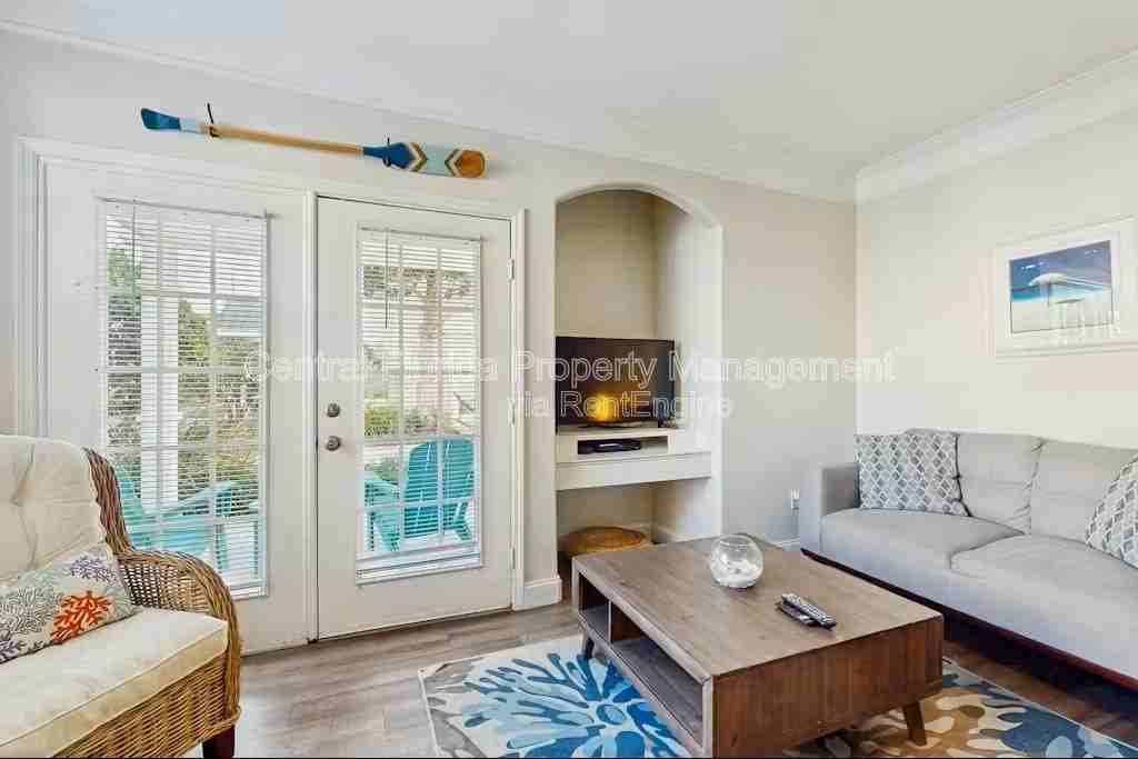 5002 Mangrove Aly #104 - Photo 4 of 21