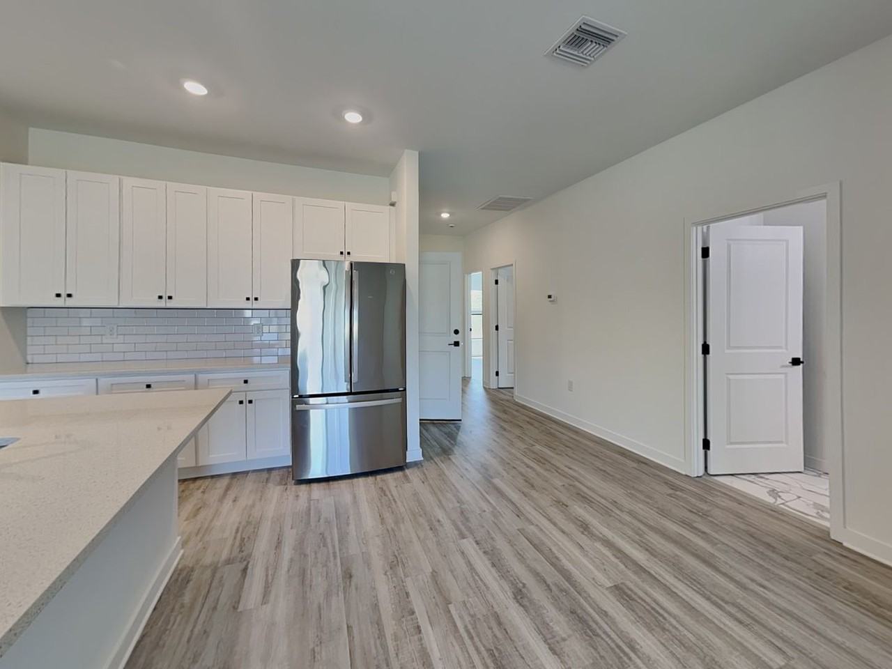 1125 Highlands Rd - Photo 7 of 35