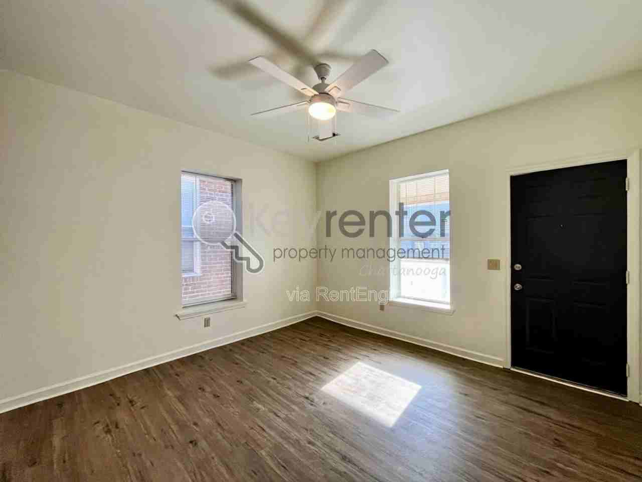 77 E 17th St - Photo 3 of 9