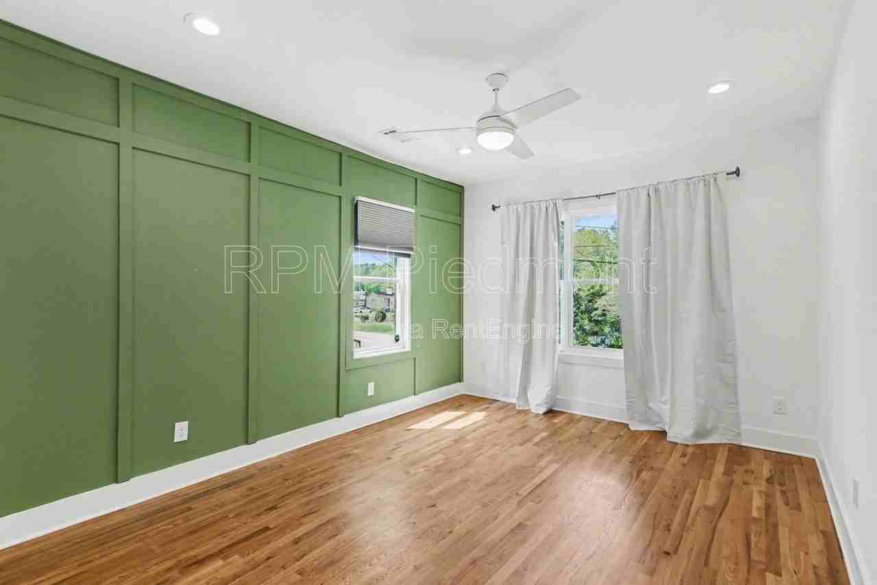 1326 Boulevard Lorraine Sw - Photo 5 of 30