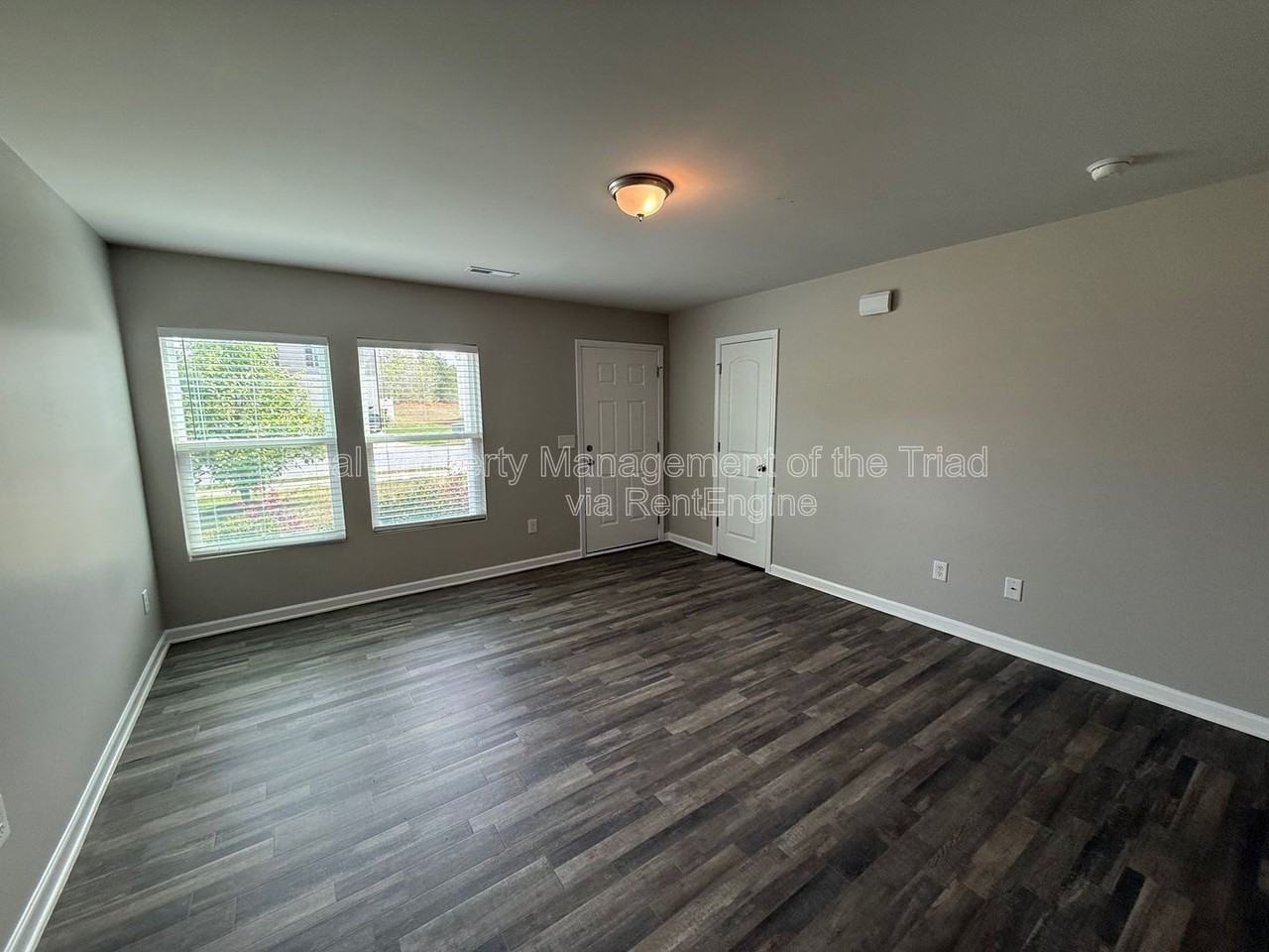 3801 Miller Dr - Photo 2 of 21