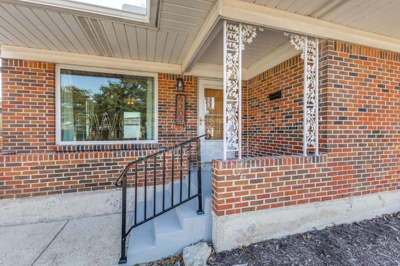 9308 Lindaro Ln - Photo 3 of 25