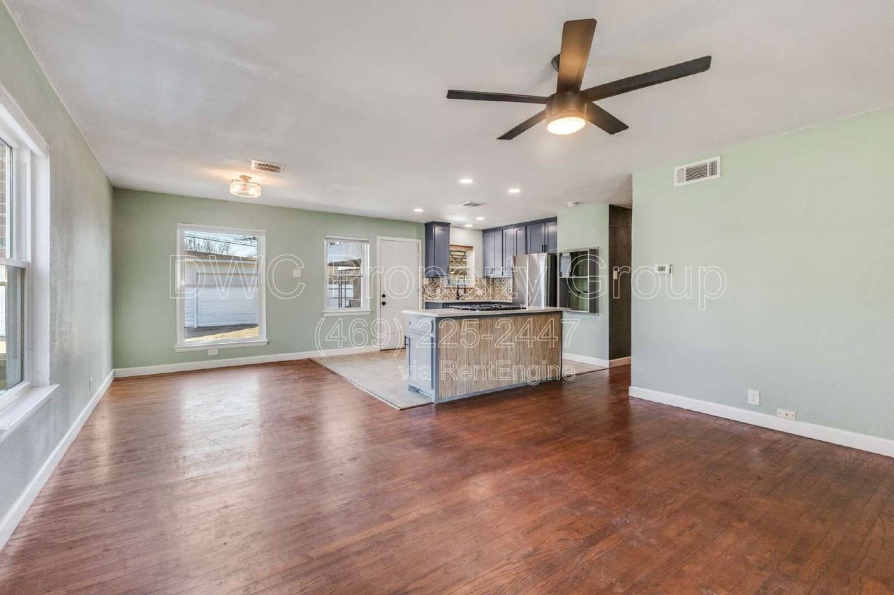 9308 Lindaro Ln - Photo 5 of 25