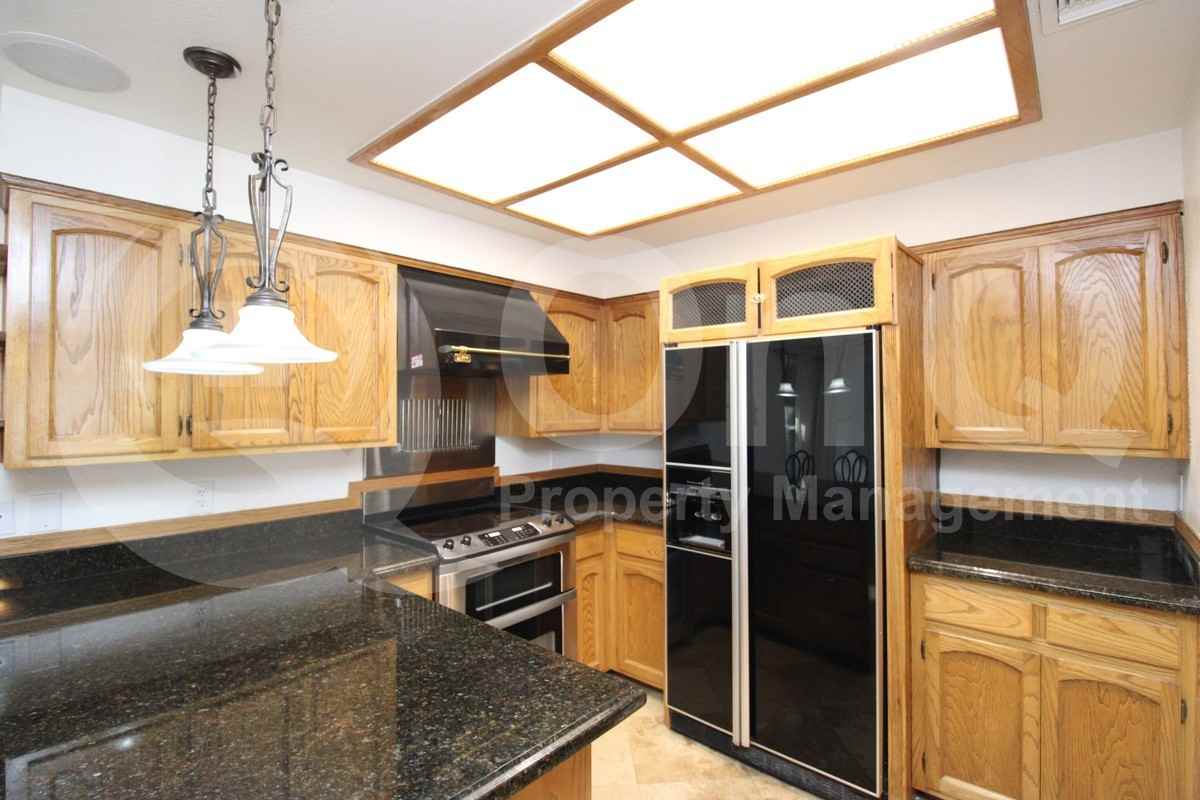 5200 S Lakeshore Dr #235 - Photo 2 of 29