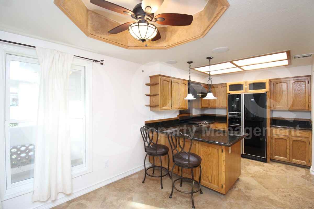 5200 S Lakeshore Dr #235 - Photo 4 of 29