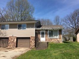featured image of 504 Red Bud Ln #B