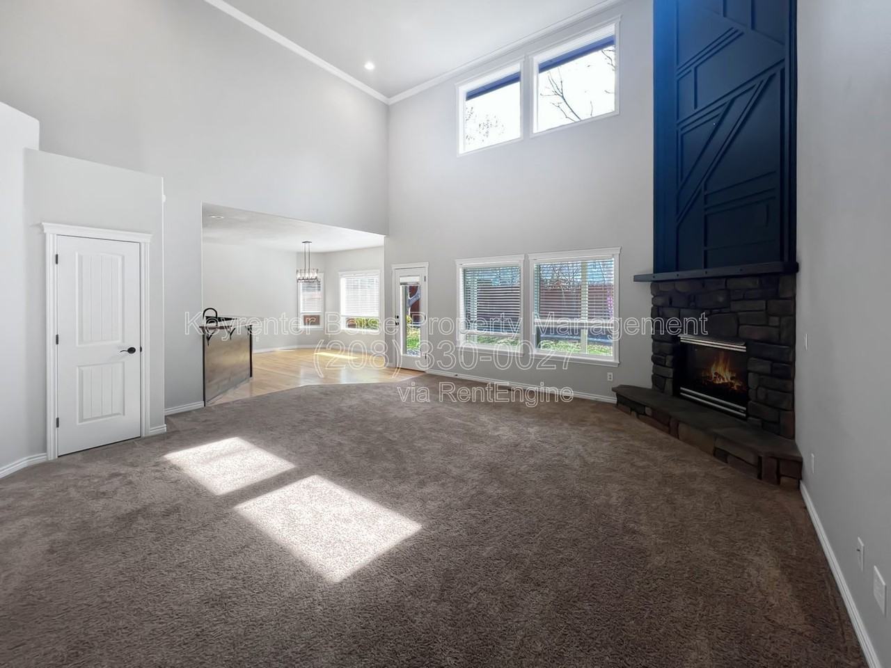 345 E Kite Dr - Photo 3 of 32