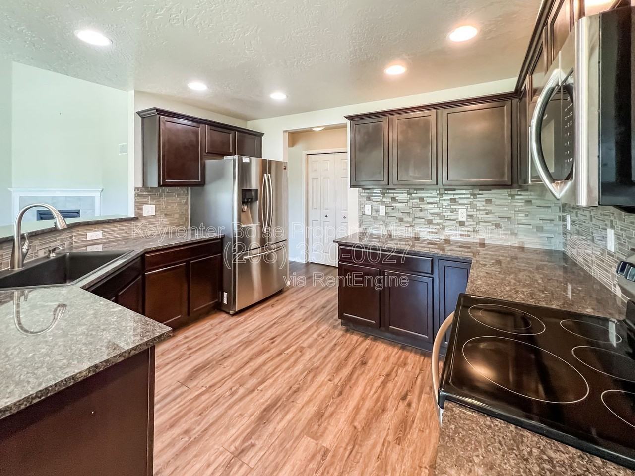 2474 N Iditarod Way - Photo 6 of 27