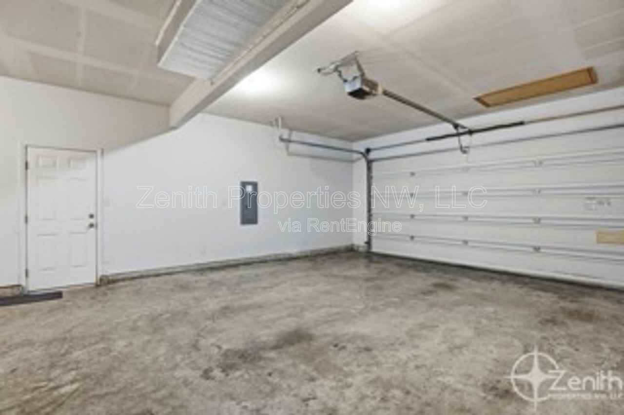 17705 Ne 25th St - Photo 5 of 38