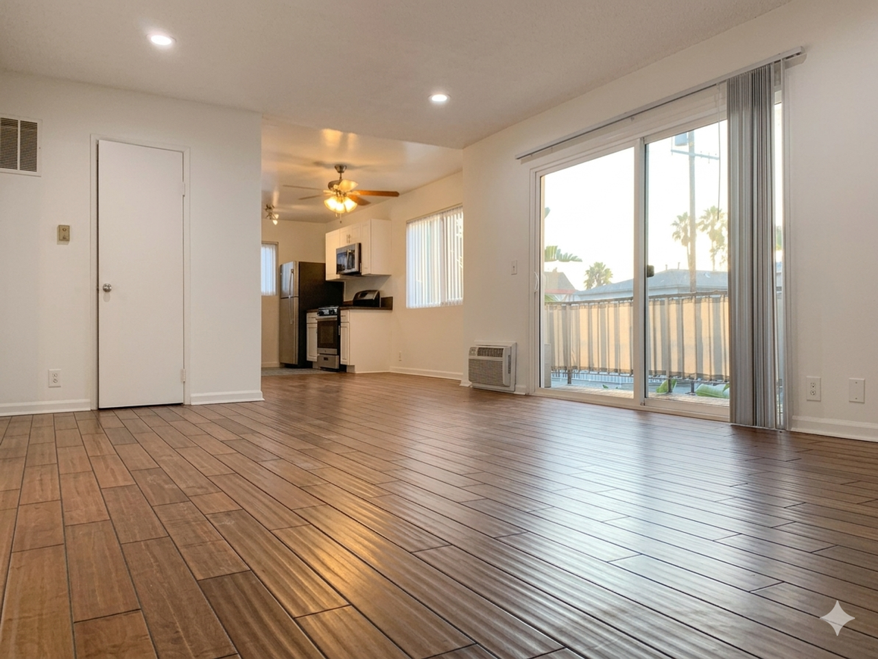 1808 N Harvard Blvd - Photo 2 of 42