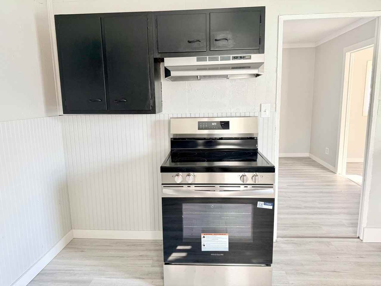 305 N Biltmore Ave - Photo 5 of 11