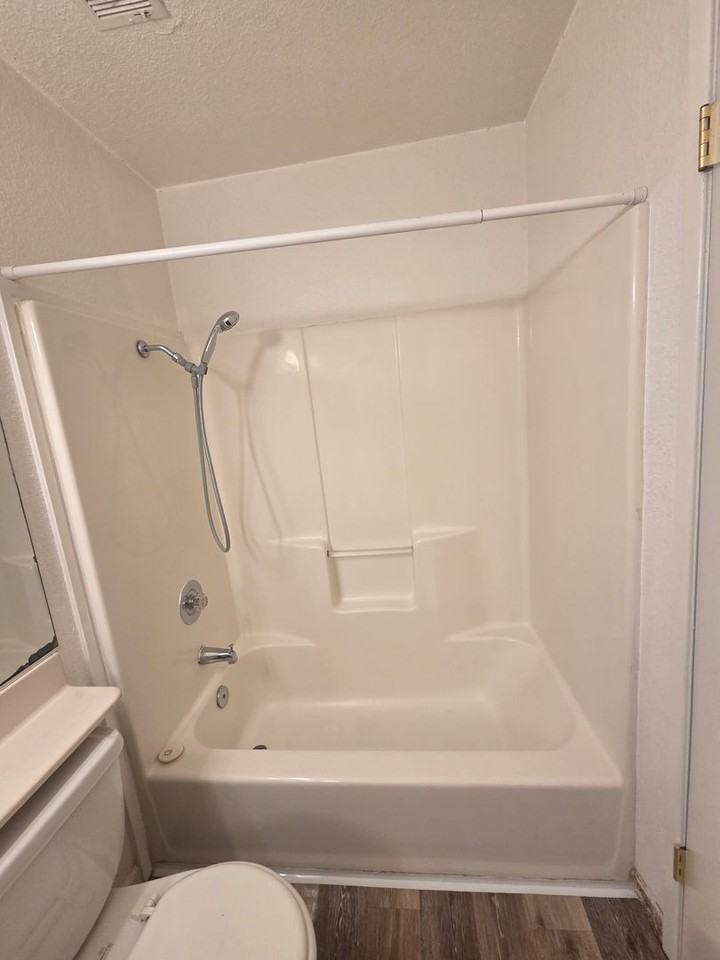 Blue Heron - Dhillon - 0220 - Photo 6 of 15