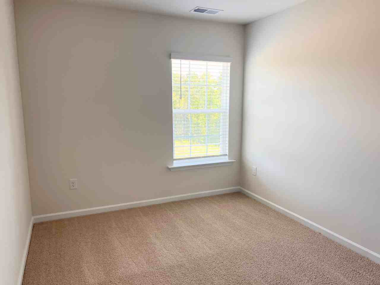 455 David Hill Dr #1 - Photo 3 of 14