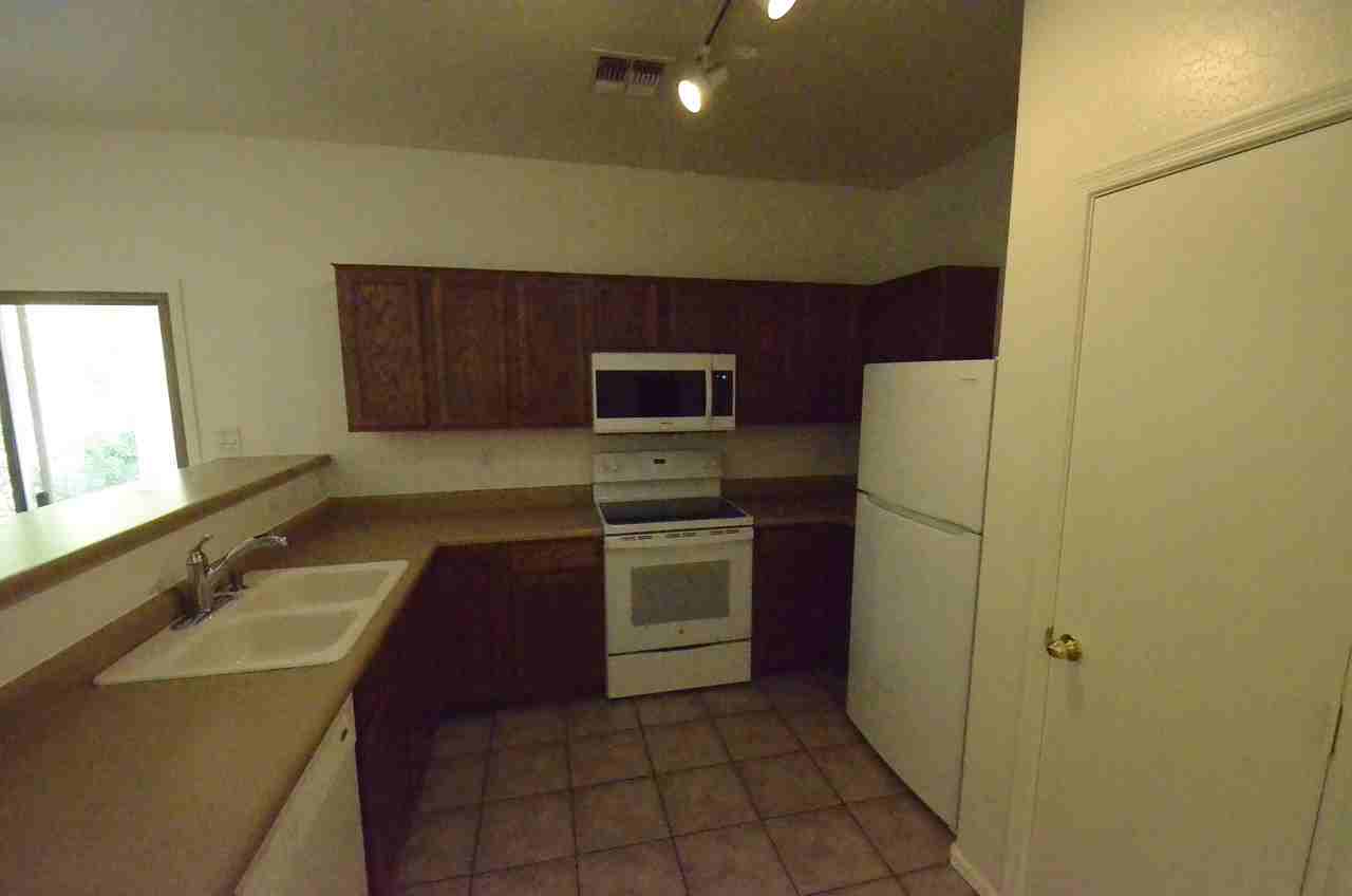 7022 W Cesar St #14983979 - Photo 7 of 11