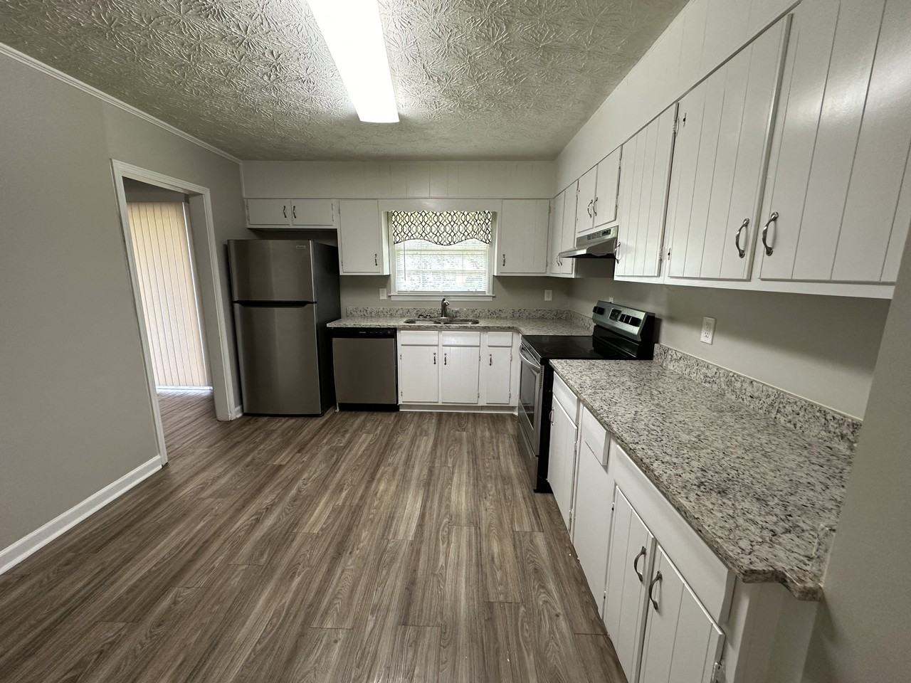 2003 Echota Way - Photo 2 of 16