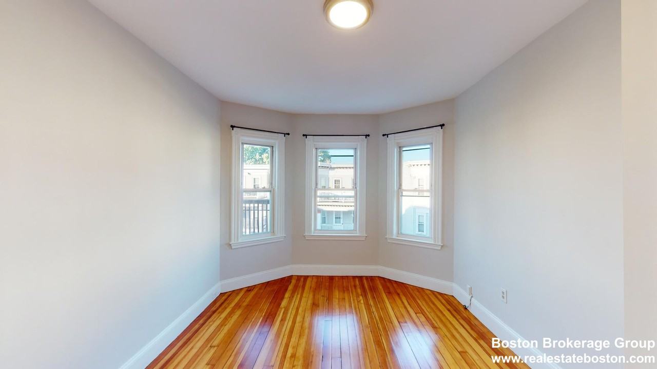 26 Taft St. - Photo 7 of 16