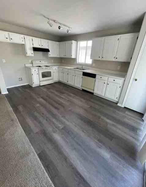 6077 S Nantac Rim Dr - Photo 3 of 16