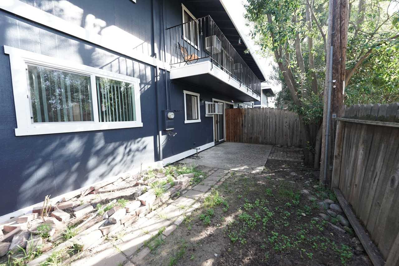 Hidden Oak Apartments - Photo 4 of 17