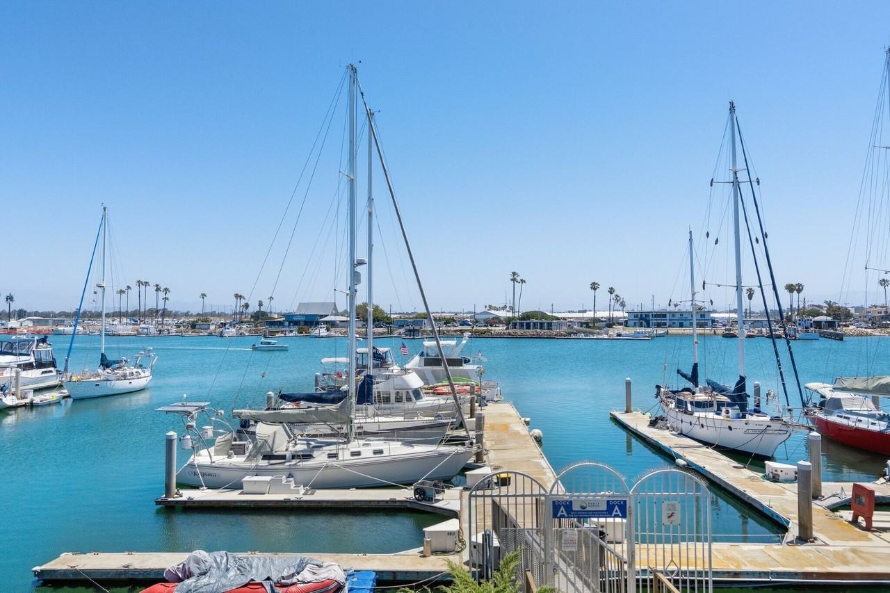 4200 S Harbor Blvd - Photo 3 of 14