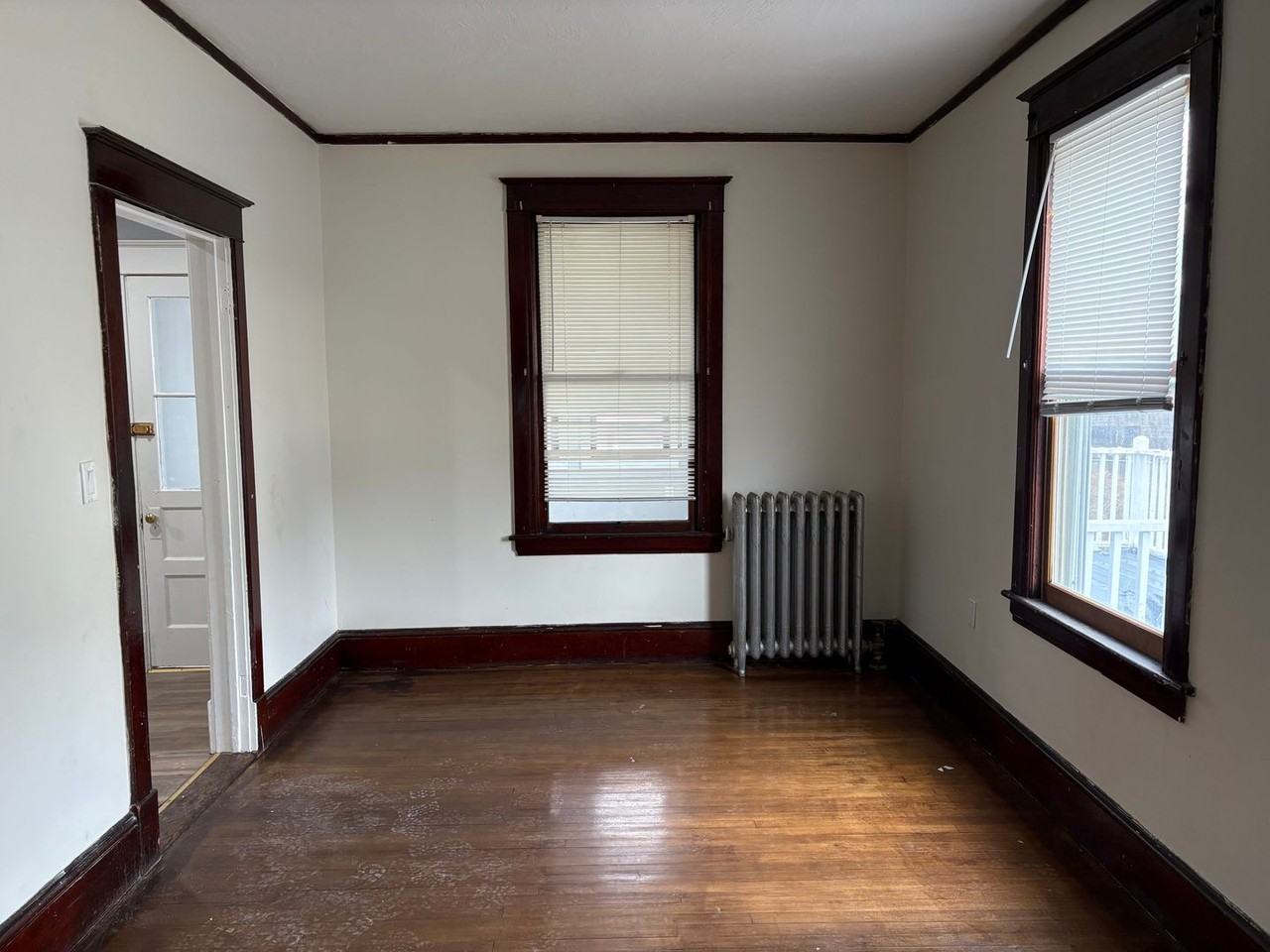 245-247-249 Francis Ave - Photo 5 of 27