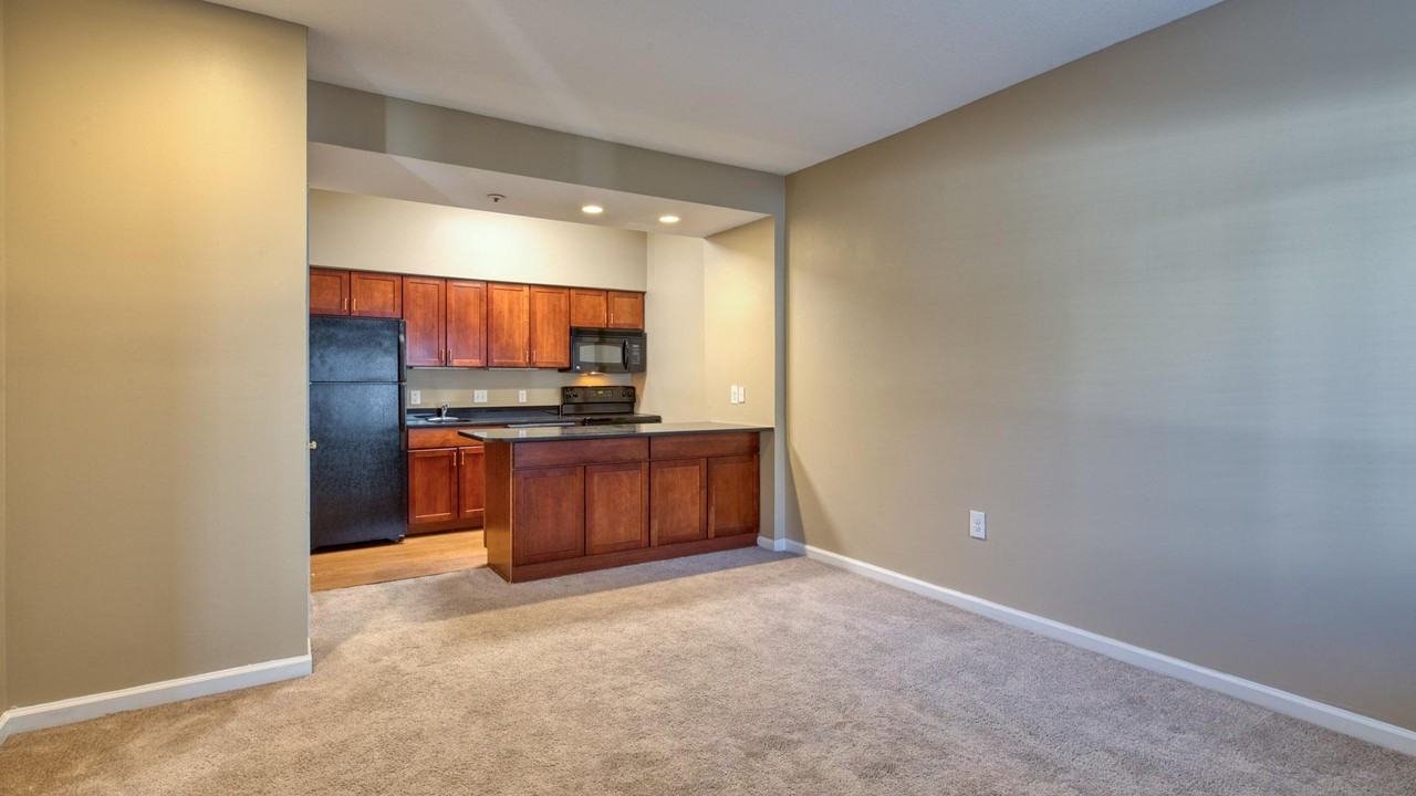The Flats at Shady Grove - Photo 7 of 34