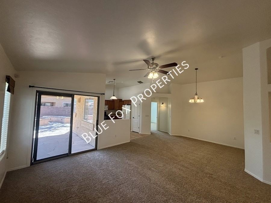 4068 E Stony Meadow Dr - Photo 5 of 25