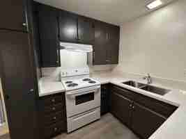 featured image of 4641 Date Ave