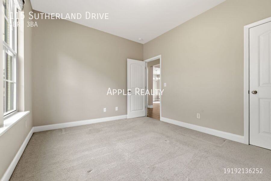 115 Sutherland Dr - Photo 7 of 18