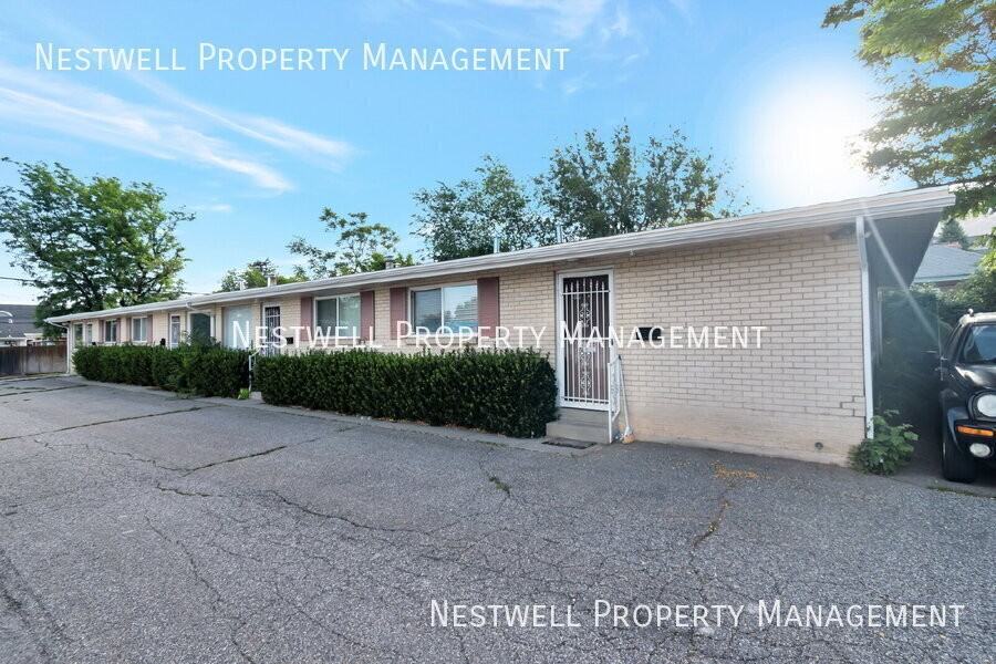 2465 E 3300 S #D - Photo 2 of 19