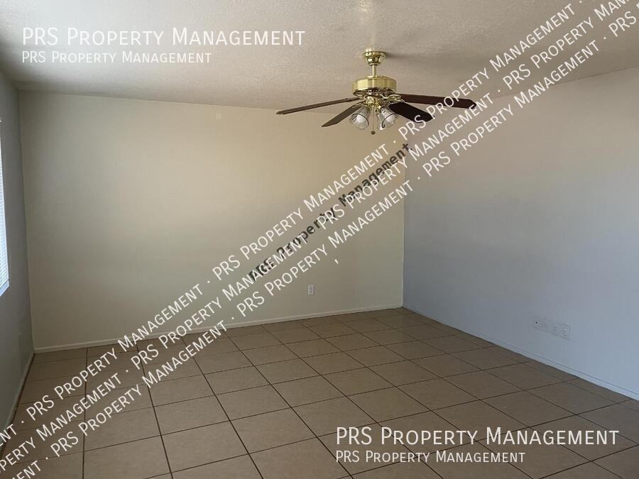 47 N Maple - Photo 2 of 14