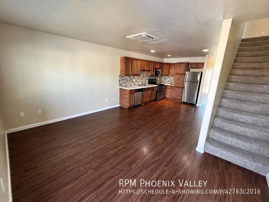 17402 N 19th Ave #1 - Photo 2 of 23