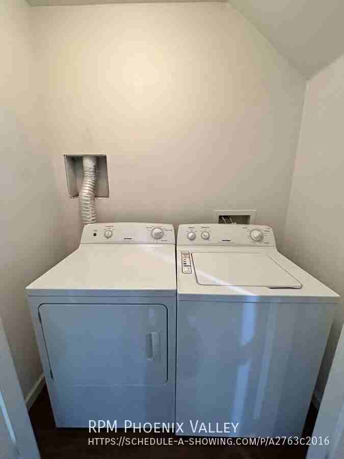 17402 N 19th Ave #1 - Photo 6 of 23