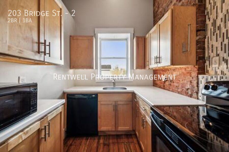 203 Bridge St #2 - Photo 7 of 16