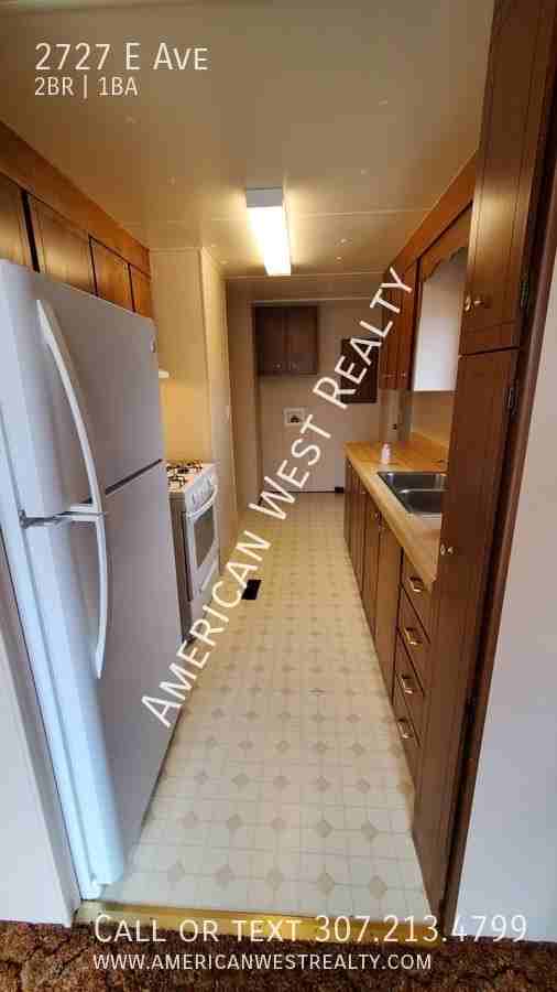 2727 E Ave - Photo 4 of 10