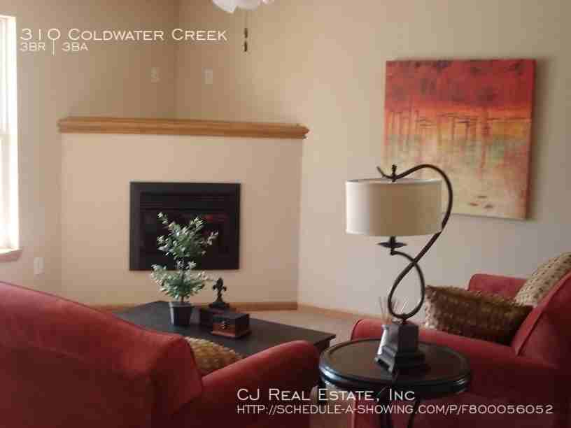 310 Ne Coldwater Creek Dr - Photo 2 of 8