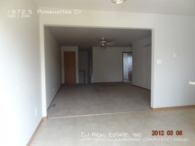 1972 S Powahatan Ct - Photo 3 of 9