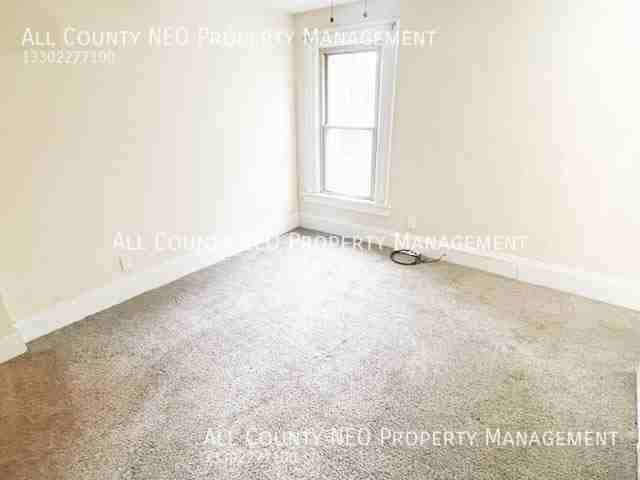 1854 W 45th St - Photo 4 of 14