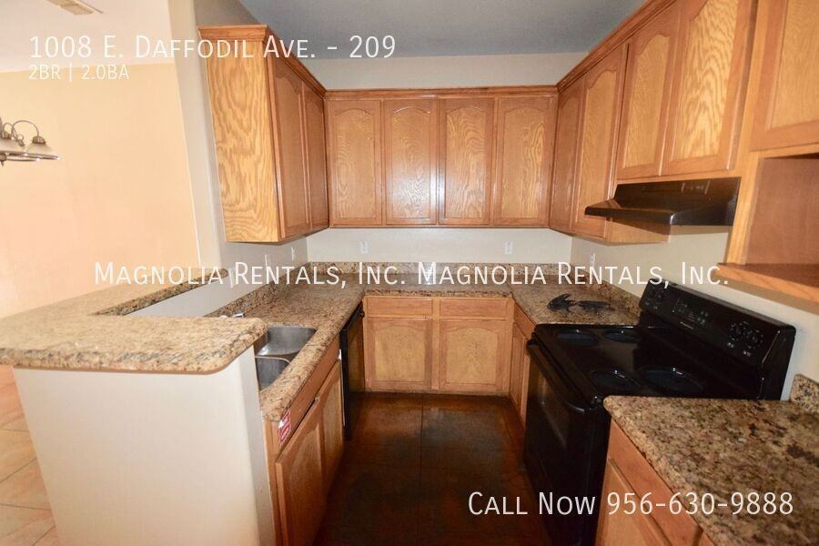 1008 E Daffodil Ave #209 - Photo 5 of 12