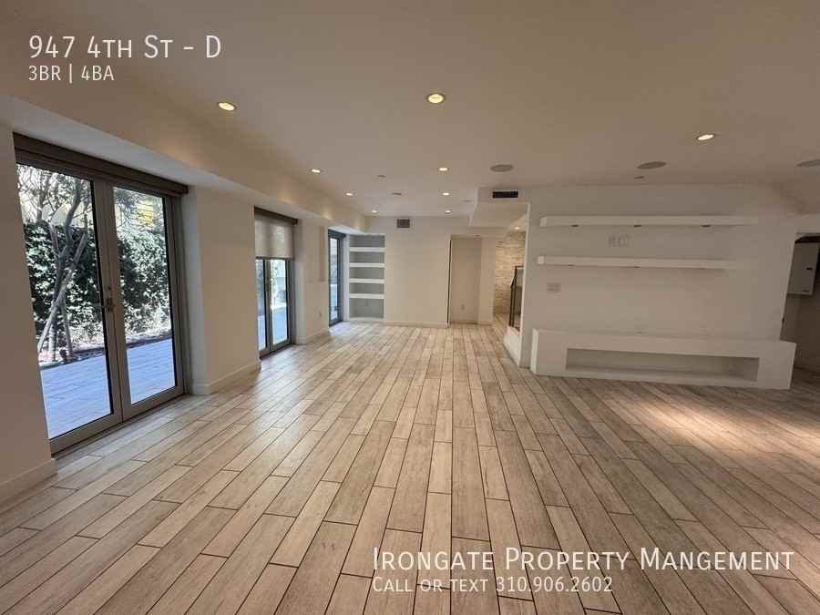 947 4th St #D - Photo 7 of 37