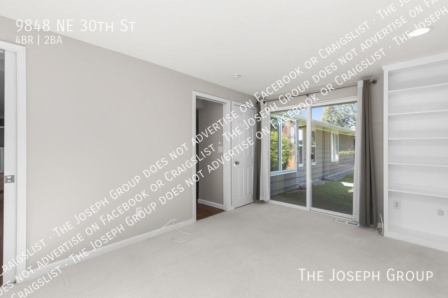 9848 Ne 30th St - Photo 7 of 43