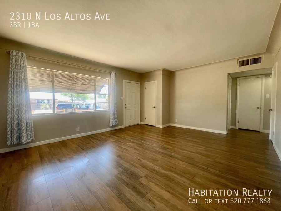 2310 N Los Altos Ave - Photo 3 of 16