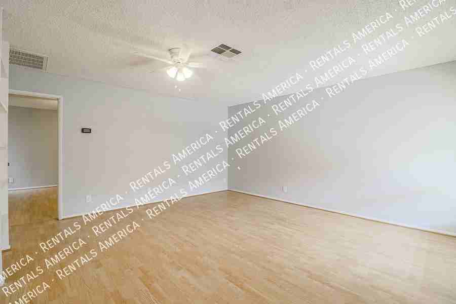 195 N Cottonwood St #5 - Photo 4 of 28