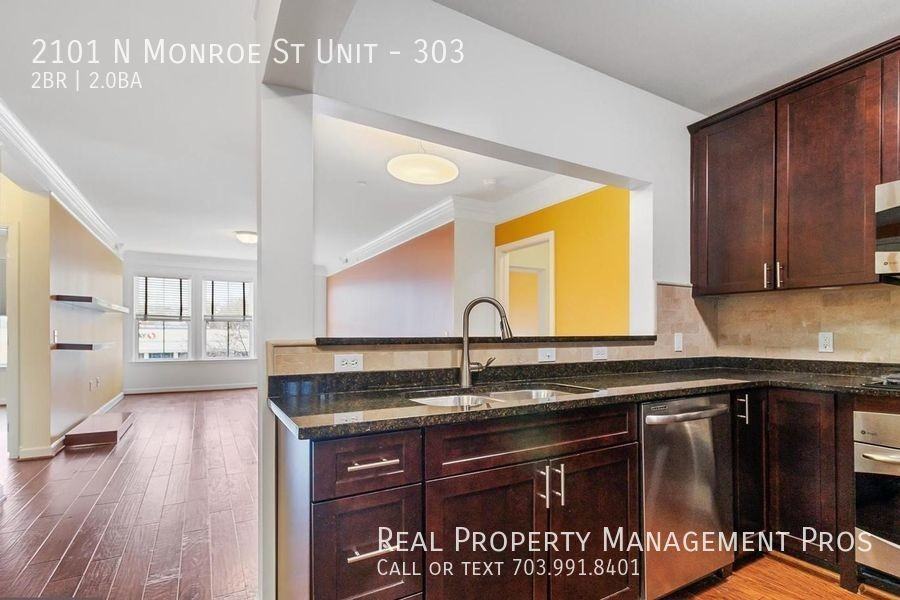 2101 N Monroe St #303 - Photo 2 of 31