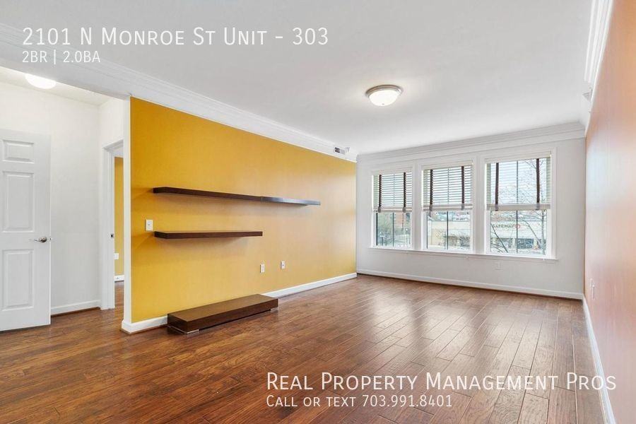 2101 N Monroe St #303 - Photo 3 of 31