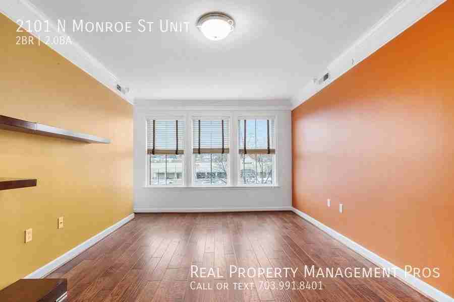 2101 N Monroe St #303 - Photo 4 of 31