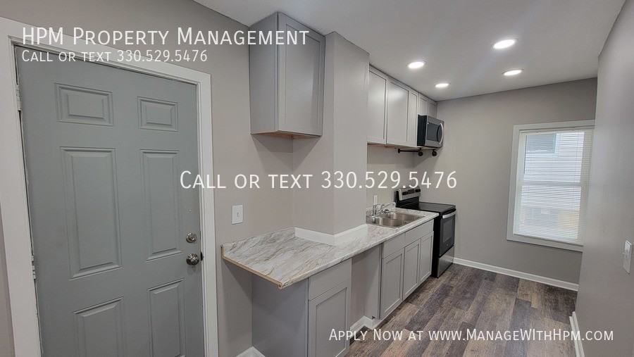 392 Bailey Ct #1stFL - Photo 3 of 6